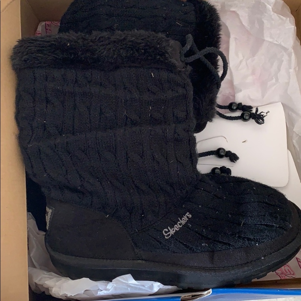 Skechers Knitted Boots
